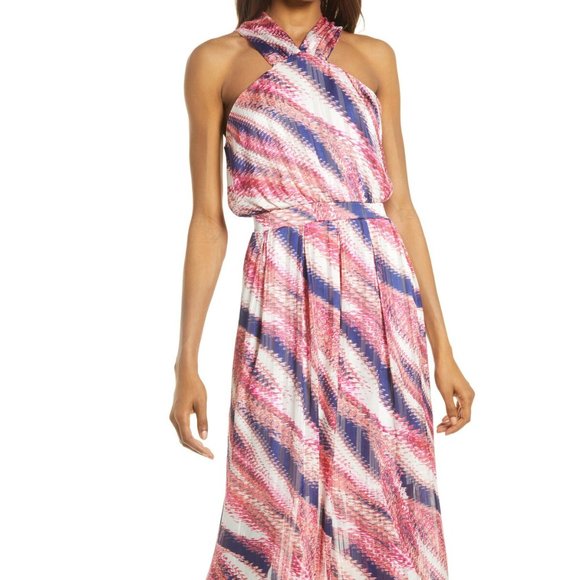 Chelsea28 Dresses & Skirts - Chelsea28 Chiffon Halter Dress - Like NEW!